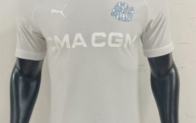 Which is Better for Comfort: Jersey Fabric or Cotton Jersey