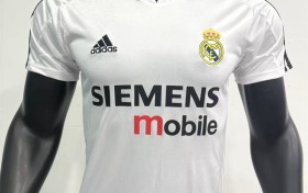 From Day to Night: Versatile Jersey Knit Sweater Styles to Try Now