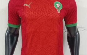 How Jersey Knit Fabric Enhances the Draping of Cowl Neck Tops