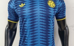 Interlock Knit vs Jersey Knit: Understanding Fabric Performance