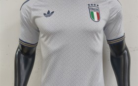 Secrets to Perfect Seams When Sewing Jersey Fabric