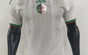 Comparing Jersey Fabric and Interlock: Pros and Cons Revealed