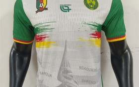 Jersey Fabric Explained: Breathability, Stretch, and Durability Insights