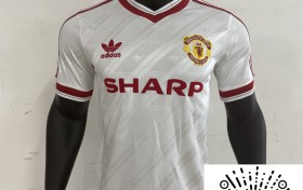 Best Jersey Knit Fabric Choices for Stylish and Cozy Cowl Necks